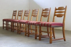 Pamono Danish Modern Brualist Oak Dining Chairs by Henning Kjærnulf, 1960s, Set of 6><noscript><img width=
