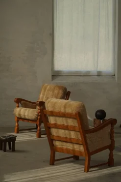 Pamono Danish Modern Lounge Chairs in Oak and Shearling Lambswool by Henning Kjærnulf, 1960s, Set of 2><noscript><img width=