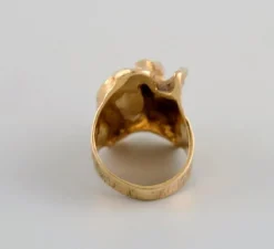 Discount Pamono Danish Modernist Ring in 18 Carat Gold by Ole Lynggaard, 1960s