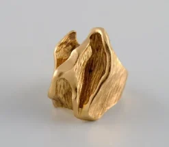 Discount Pamono Danish Modernist Ring in 18 Carat Gold by Ole Lynggaard, 1960s