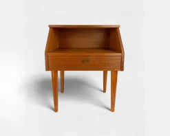 Pamono Danish Nightstand with Shelf and Drawer in Teak, 1960s> Nightstands
