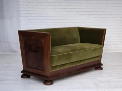 Pamono Danish 2-Seater Sofa in Green Furniture Velour and Oak, 1950s> Couches & Sofas