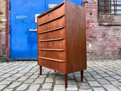 Pamono Danish Teak Chest of Drawers with Lock><noscript><img width=