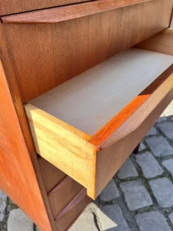 Pamono Danish Teak Chest of Drawers with Lock><noscript><img width=