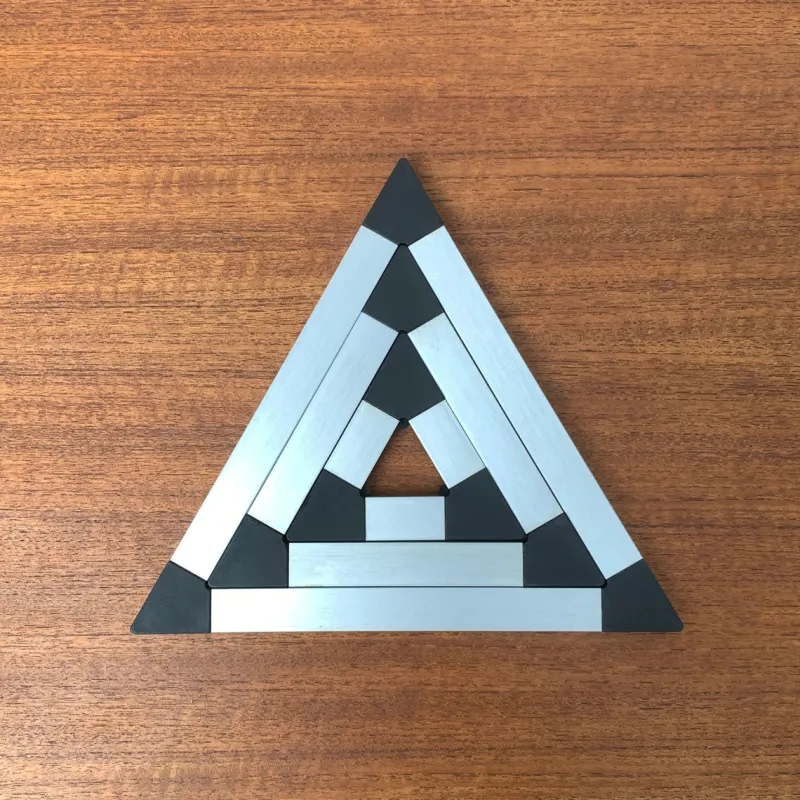 Pamono Danish Triangular Trivet Coasters by Jorgen Meldgaard for Menu, 1980s, Set of 3> Dinnerware Accessories