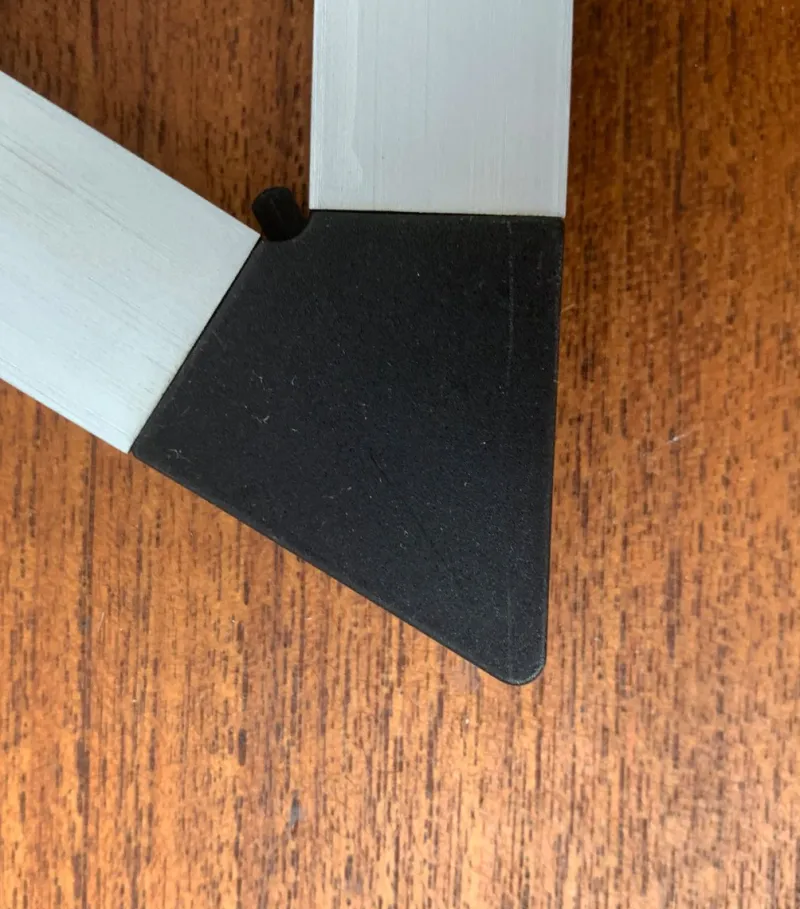 Pamono Danish Triangular Trivet Coasters by Jorgen Meldgaard for Menu, 1980s, Set of 3> Dinnerware Accessories