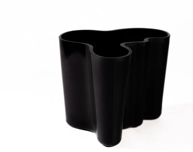 Pamono Dark Blue Savoy Vase by Alvar Aalto, 1980s> Vases