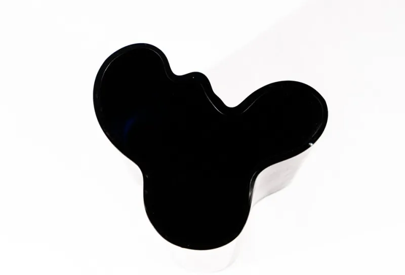 Pamono Dark Blue Savoy Vase by Alvar Aalto, 1980s> Vases