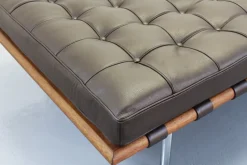 Pamono Daybed in Black Leather by Ludwig Mies Van Der Rohe for Knoll International><noscript><img width=