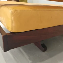 Pamono Daybed in Leather and Wood by Gianni Songia for Sormani, 1960s> Daybeds & Chaises Lounges