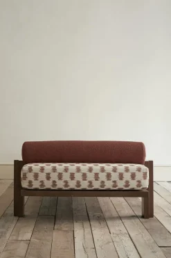 Pamono Daybed with Walnut Structure and Mixed Textile Upholstery with Brass by S+DLH><noscript><img width=