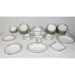 Hot Pamono Decorated Porcelain Tableware, 1890s, Set of 60