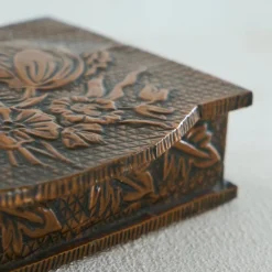 Hot Pamono Decorative Art Deco Box in Hand Hammered Copper, 1930s
