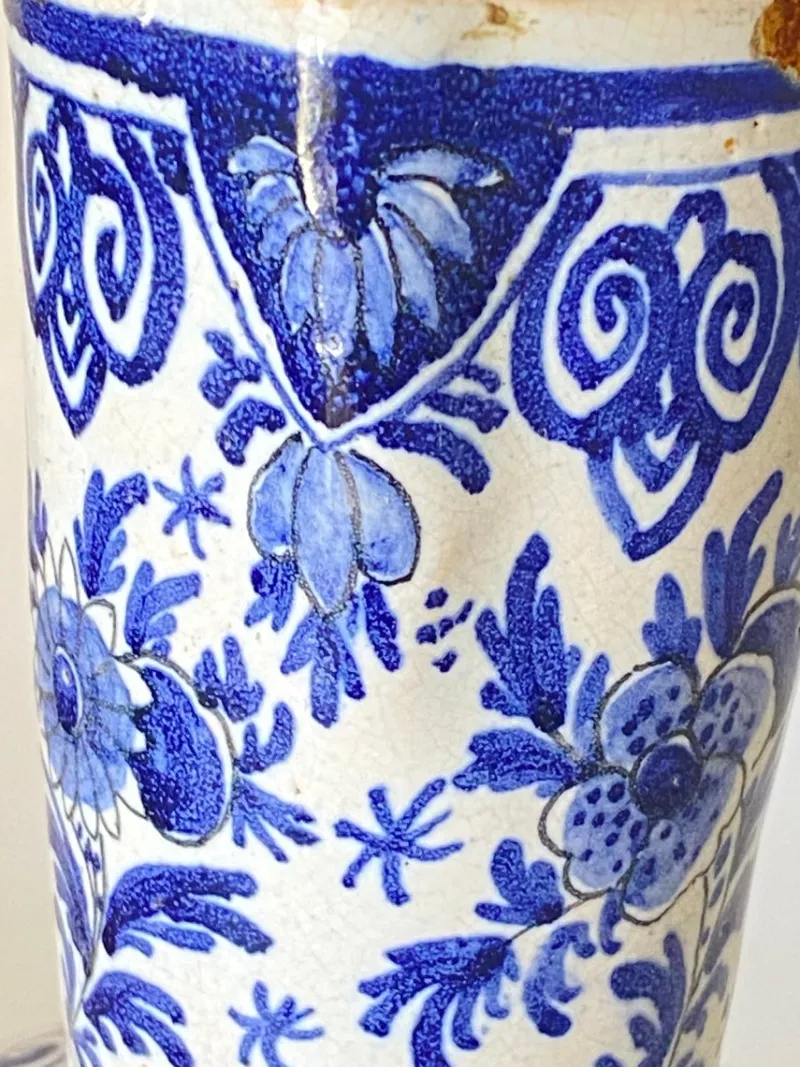 Pamono Delft Jug in White and Blue Faïence by Adrian Pynacker, 1700s> Bottles, Carafes & Jugs