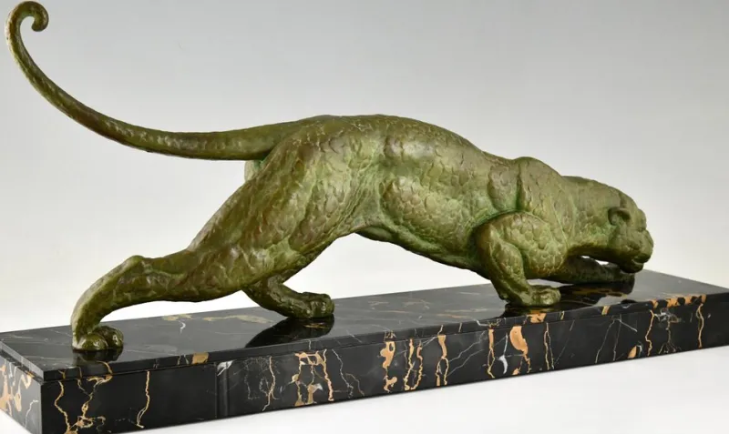 Pamono Demetre Chiparus, Art Deco Panther Sculpture, 1930, Metal Sculpture on Marble Base> Art Deco
