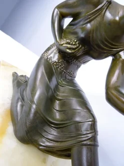 Sale Pamono Demetre Chiparus, Large Original Art Deco Sculpture, 1920s, Metal on Marble Base