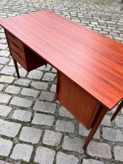 Discount Pamono Desk from Imha Möbel, Denmark