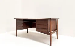 Clearance Pamono Desk in Rosewood by Arne Vodder for H. P. Hansen, Denmark, 1960s