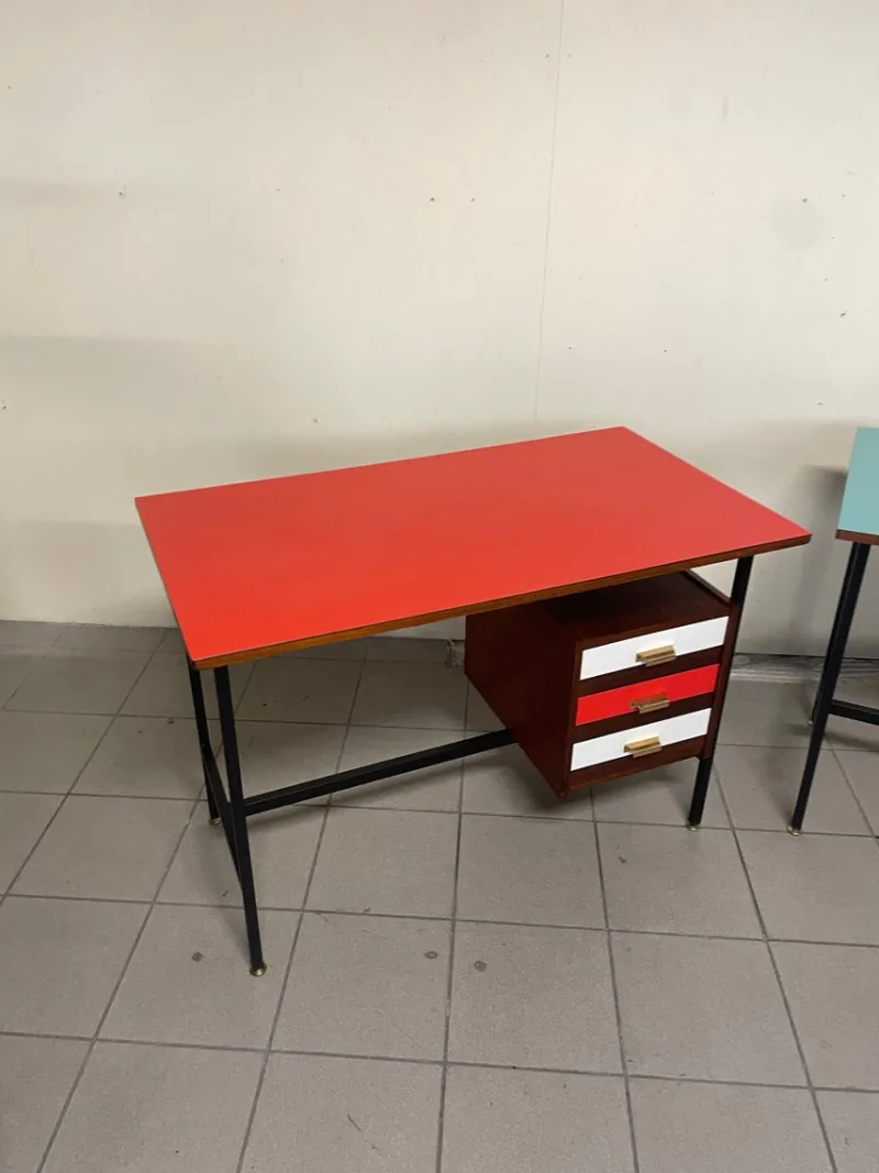 Pamono Desk with Colored Formica Top, 1960s