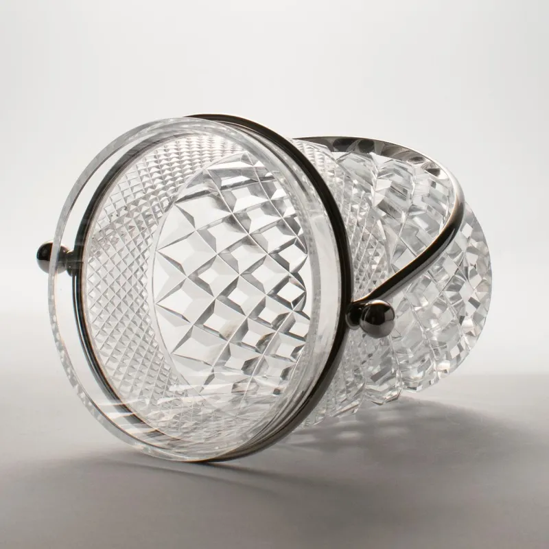 Pamono Diamond Cut Crystal Glass Ice Bucket from Val Saint Lambert, 1960s> Ice Buckets & Wine Coolers