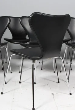 Pamono Dining Chairs attributed to Arne Jacobsen for Fritz Hansen, 2020, Set of 8><noscript><img width=