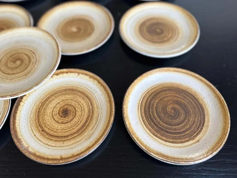 Outlet Pamono Dinnerware Set from Longchamp, 1970s, Set of 42