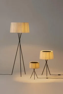Outlet Pamono Diplomatic Tripod G5 Floor Lamp by Santa & Cole