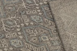 Pamono Distressed Tribal Style Rug with Geometric Pattern from R&K Principal Jahanshah Nazmiyal><noscript><img width=