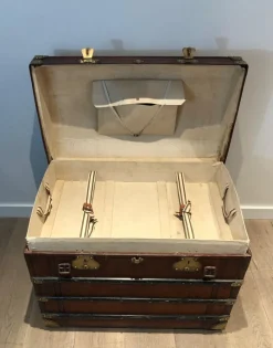 Pamono Domed Travel Trunk in Leather, Wood and Brass, 1890s><noscript><img width=