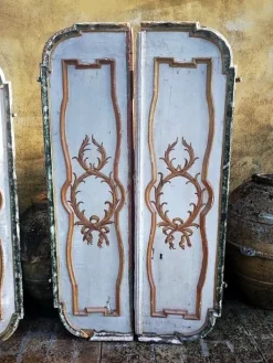 Pamono Doors with Lacquers and Gold Leaf Decorations, Late 17th Century, Set of 2><noscript><img width=