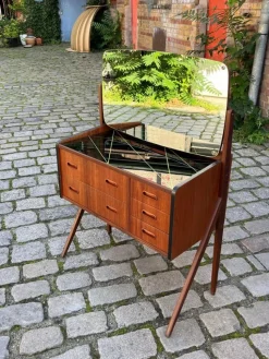 Clearance Pamono Dressing Table in Teak with Patterned Glass Top
