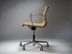 Hot Pamono EA117 Desk Chair in Tan Leather by Charles & Ray Eames for Vitra, Switzerland, 1990s
