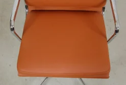 Pamono Ea-219 Office Chair in Cognac Leather by Charles Eames for Vitra><noscript><img width=