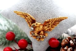 Hot Pamono Eagle Gold Brooch with Reliefs and Diamond Tip
