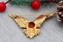 Hot Pamono Eagle Gold Brooch with Reliefs and Diamond Tip