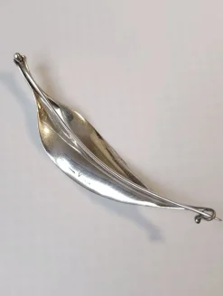 Pamono Early Silver Feather Brooch by Vivianna Torun, 1950