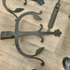 Pamono Early 19th Century Double Castle Door Hinges, Set of 11><noscript><img width=