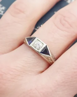 Pamono Early 20th Century Edwardian Ring with Synthetic Sapphire & 0.30 Ct Old-Cut Diamond, 1890s><noscript><img width=