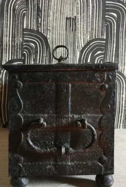 Pamono Early 17th Century Medieval Handcrafted Black Iron Coffer or Box, 1610><noscript><img width=