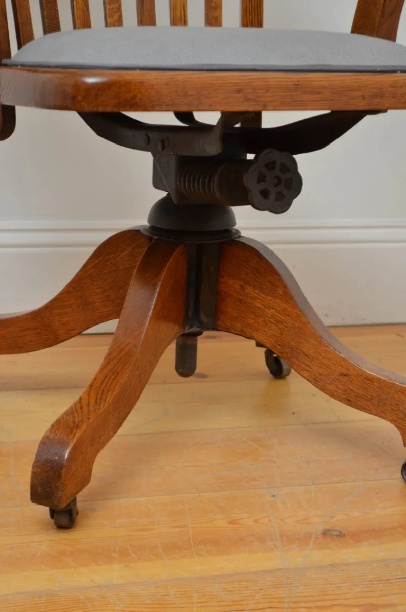 Pamono Early 20th Century Oak Swivelling Desk Chair, 1900> Office Chairs