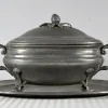 Pamono Early 20th Century Tureen and Tray in Fine Pewter by L. Houzeaux, 1930s, Set of 2> Serving Dishes
