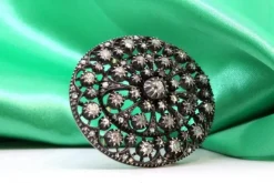 Pamono Elliptical Shaped Gold and Silver Brooch with Rose Cut Diamonds and Chips