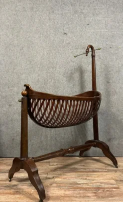 Pamono Empire Cradle with Swans Neck in Mahogany, 1810><noscript><img width=