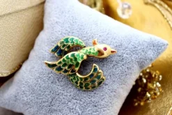 Best Pamono Enameled Bird Shaped Gold Brooch