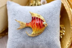 Pamono Enameled Fish Shaped Gold Brooch> Brooches