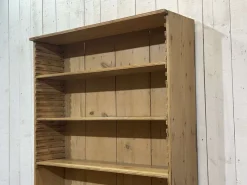 Pamono English Bookcase in Fir