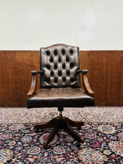 Outlet Pamono English Chesterfield Desk Chair
