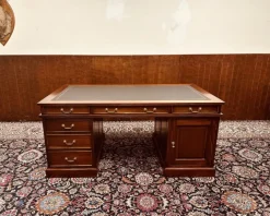 Pamono English Classic Desk with Black Inlay><noscript><img width=