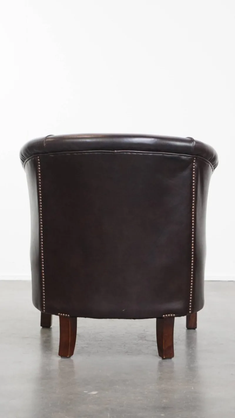 Pamono English Cowhide Club Armchair in Dark Color