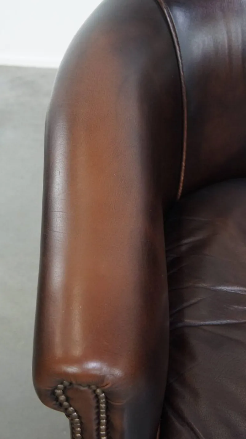 Pamono English Cowhide Club Armchair in Dark Color